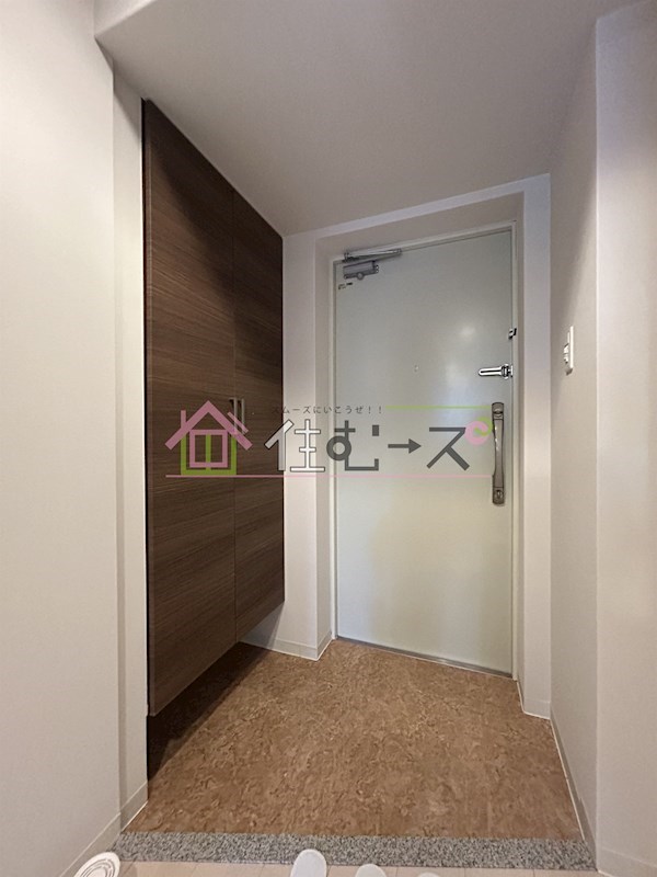 Luxe難波西Ⅱ 玄関