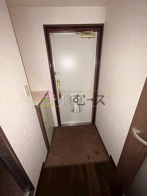 井上マンション 玄関