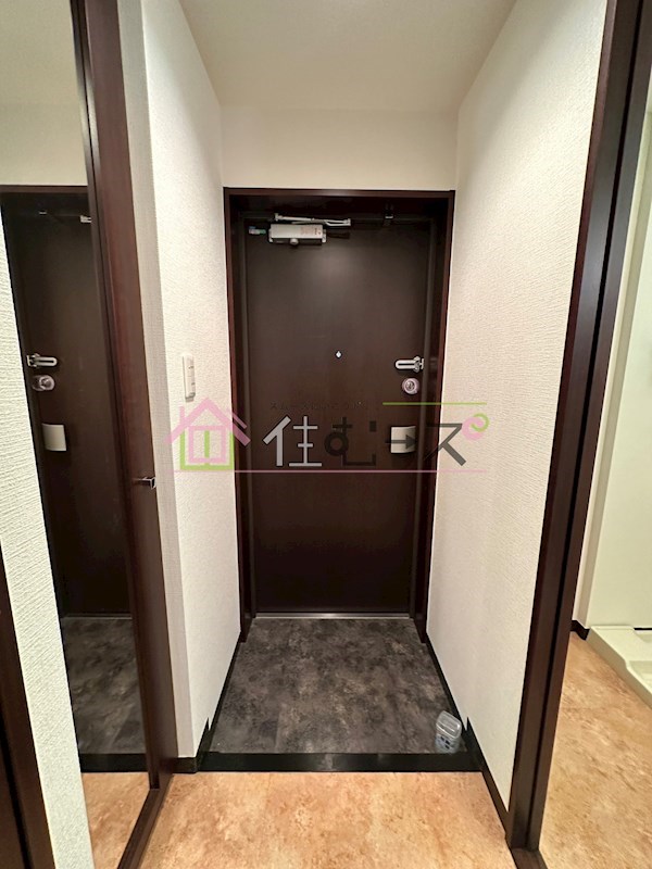 グランシス難波西 玄関