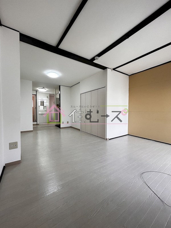 島之内中西ビル リビング