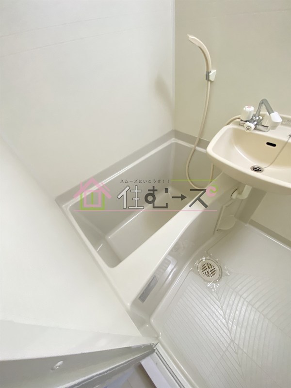 公高貴王ビル 風呂画像