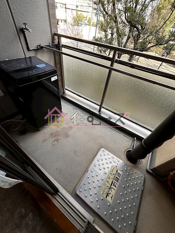 センエイ谷四 ベランダ