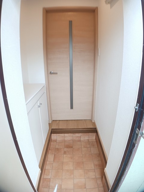 サンシャインⅡ番館 玄関