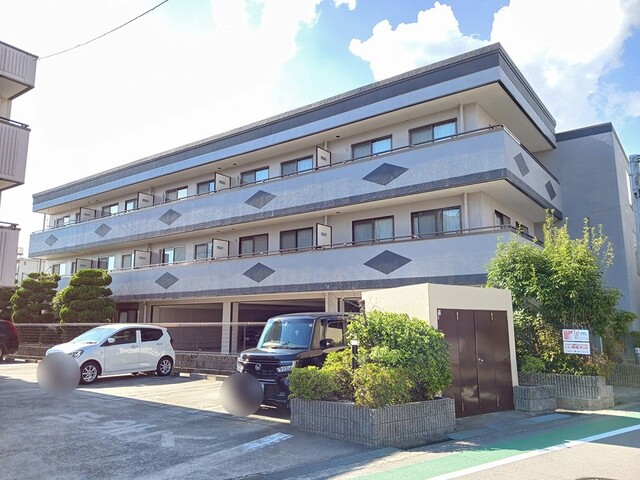 リブェール宝塚 外観