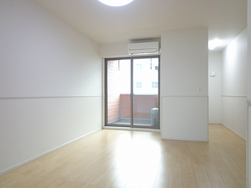 メゾン　ルミエール リビング