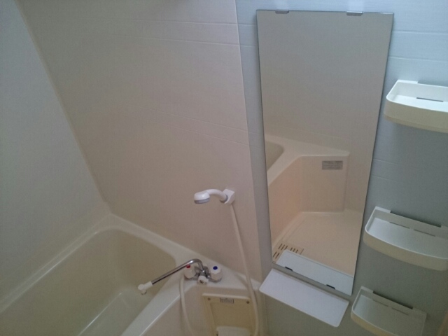 ソレイユ山坂 風呂画像