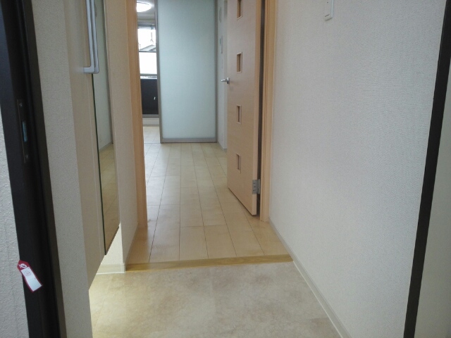 ニューファーム 玄関