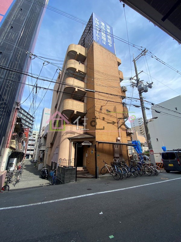 パールハイツ本町 外観