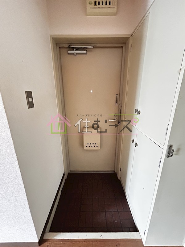 パールハイツ本町 玄関