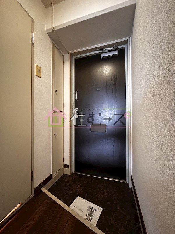 クリエール三津屋 玄関