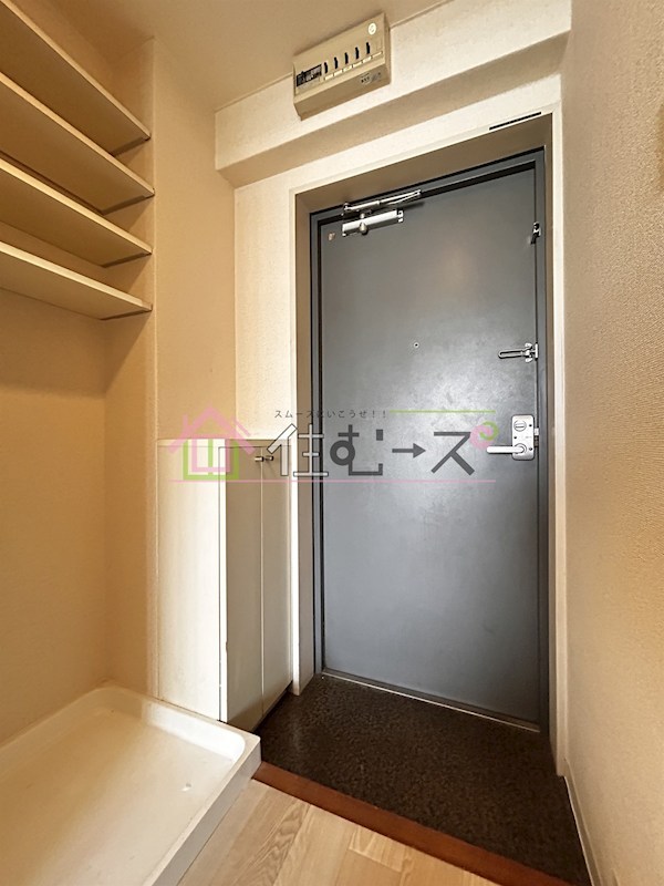 ミフネセントラルベア東三国2号館 玄関