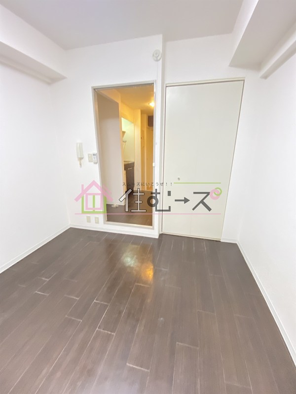 オーティーハイツ上新庄 リビング