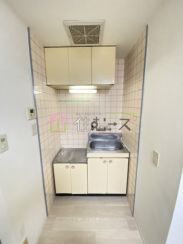 ハイツ上新第五小松 キッチン