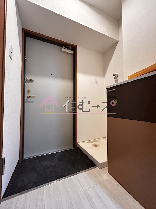 ラ・フォンテ十三 玄関