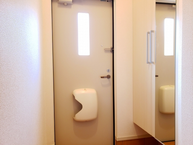 ラ・フル－ル 玄関