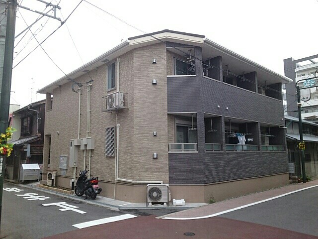 巽北ロイヤルヴィラ 外観