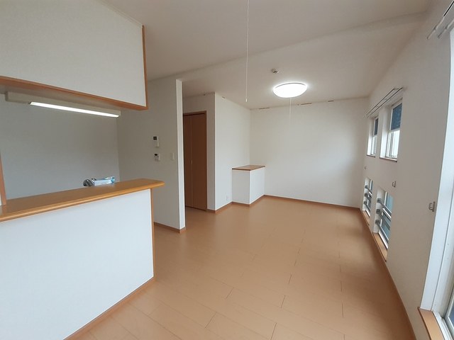 メゾン　ソレイユ リビング