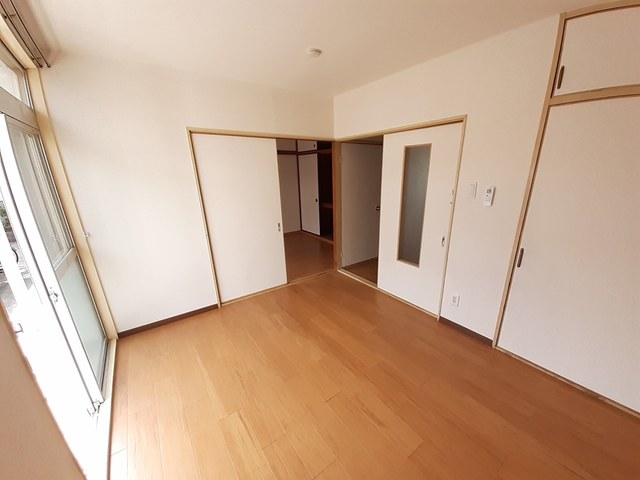 グレース丹南 リビング