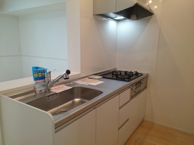 ストロベリーハイツ キッチン