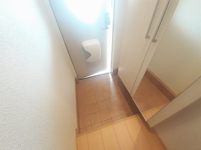 クリプトメリア　アヴェニュ－ 玄関