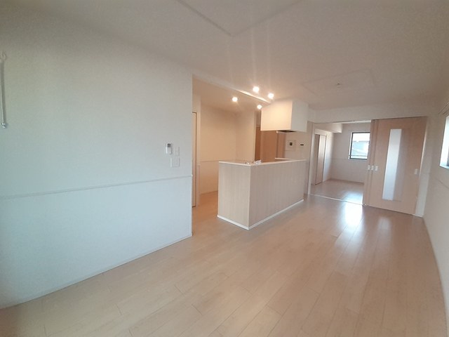 フォルトゥーナ道明寺Ａ リビング