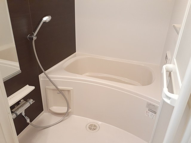 ラ　ヴィータ西梅田 風呂画像