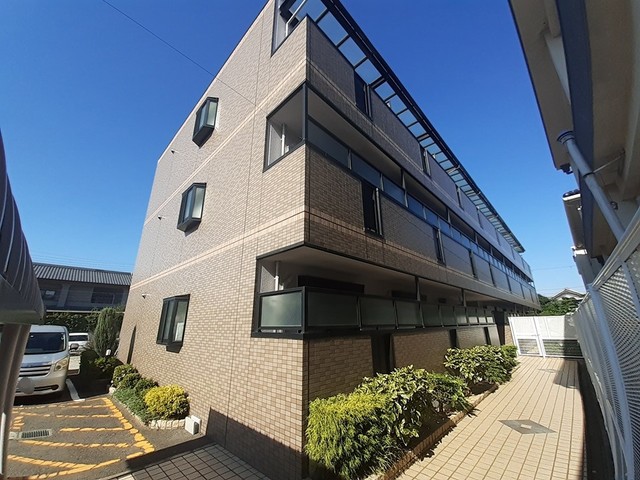 アクセス７３ 外観