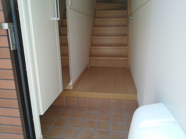 ディオーネ・ジエータ・サウス 玄関