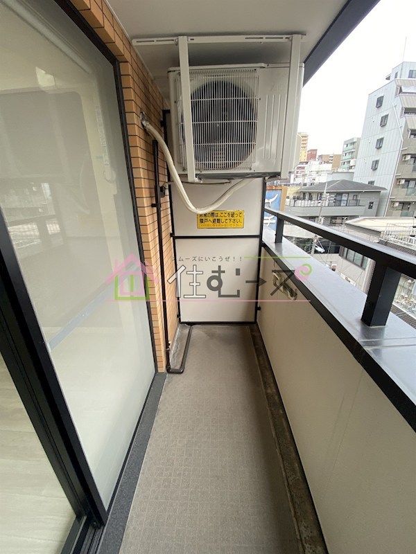 オレンジコート西心斎橋 ベランダ