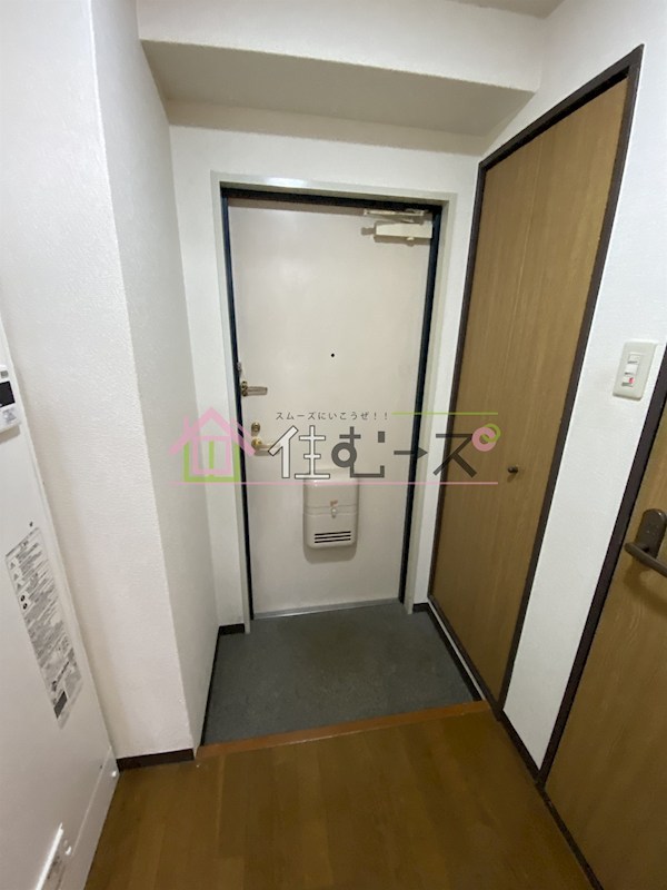 ファミールグランデサウス館 玄関