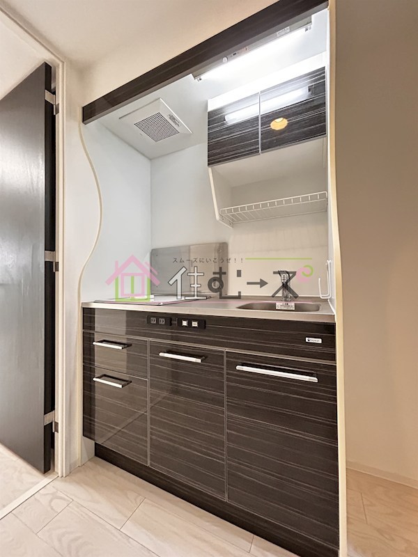 エステムコート難波サウスプレイスⅤエレージュ キッチン