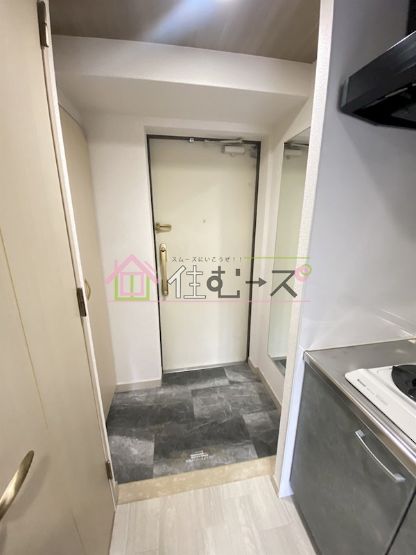 アスリート本町リバーウエスト 玄関