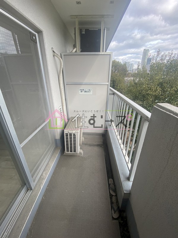 内外うつぼビル ベランダ