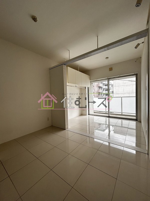 エスプレッソ難波Ⅱ ベッドルーム