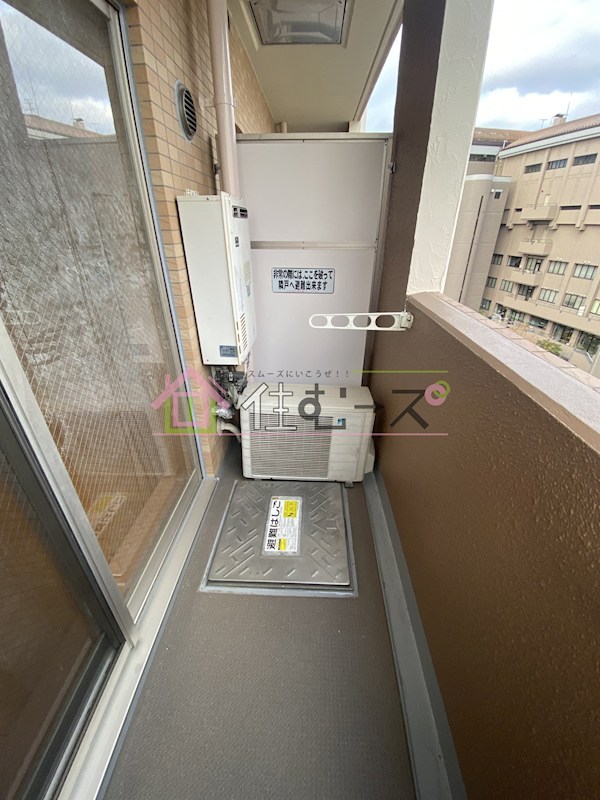 インペスト本町WEST ベランダ