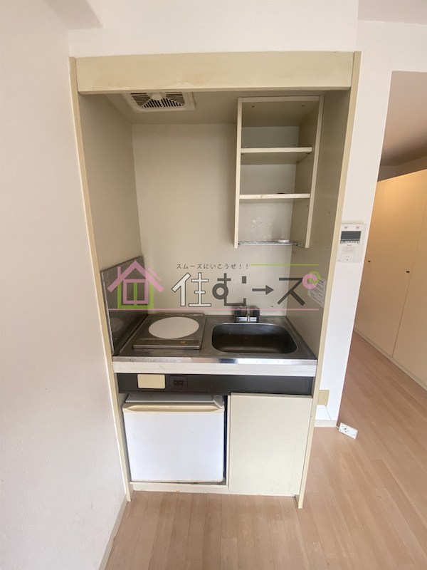 内外うつぼビル キッチン