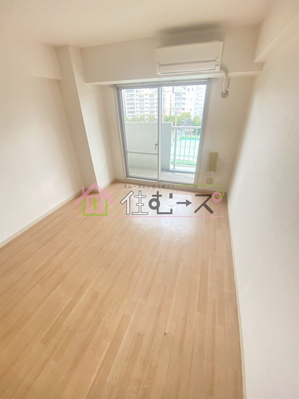 内外うつぼビル ベッドルーム