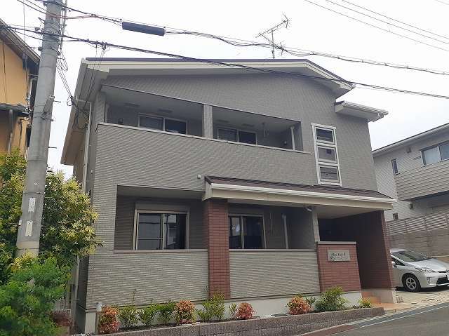 パインオーク　Ⅳ 外観