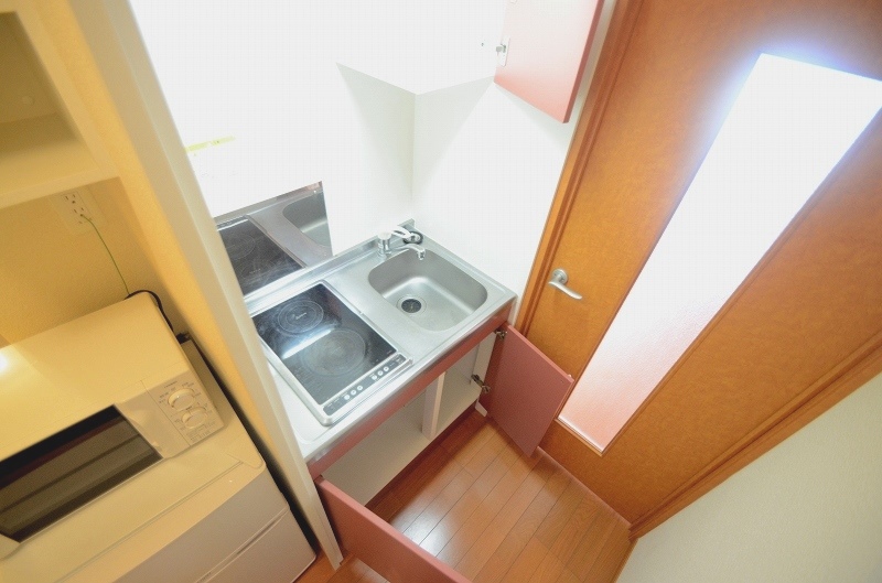 レオパレスルミナス　ウエスト キッチン