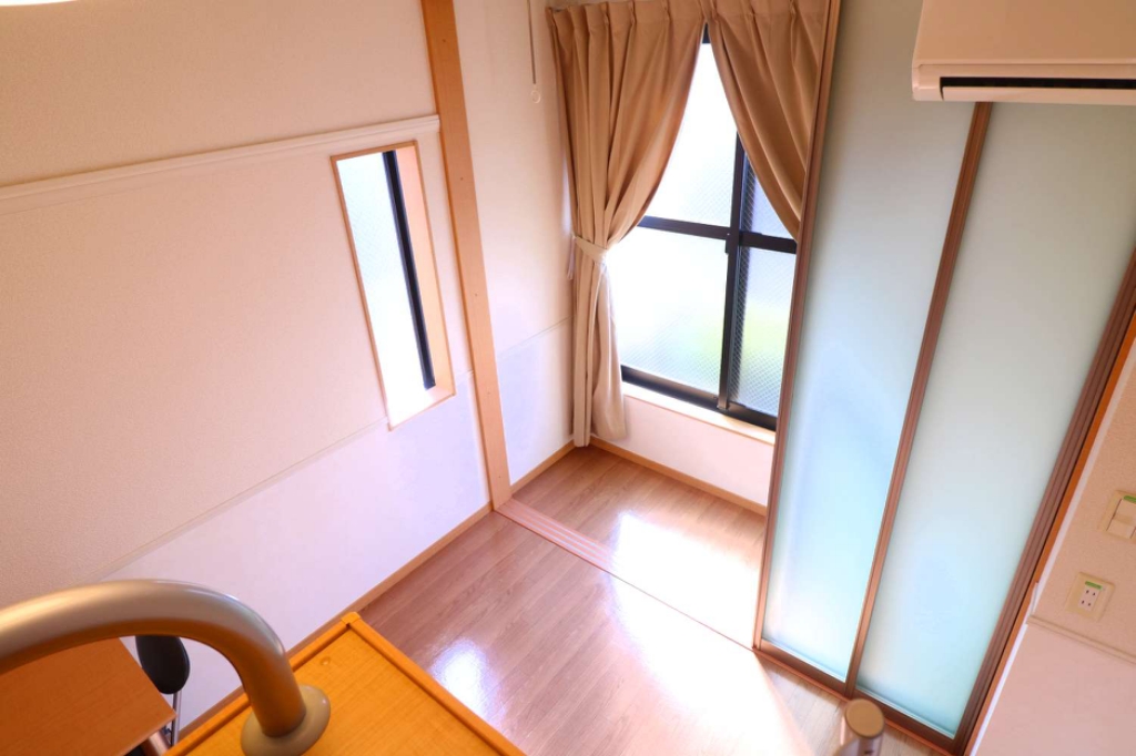 レオパレスピュア ベッドルーム