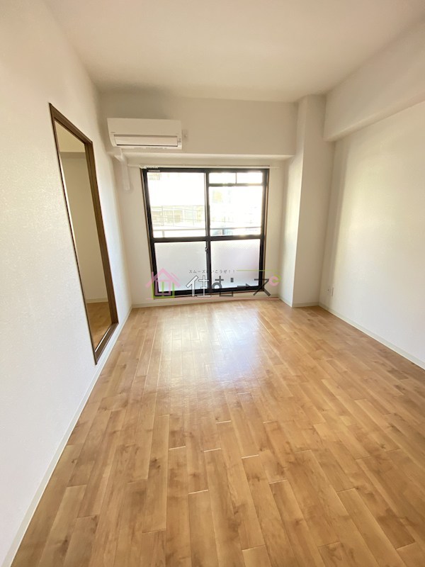 ロジュマン上本町 ベッドルーム