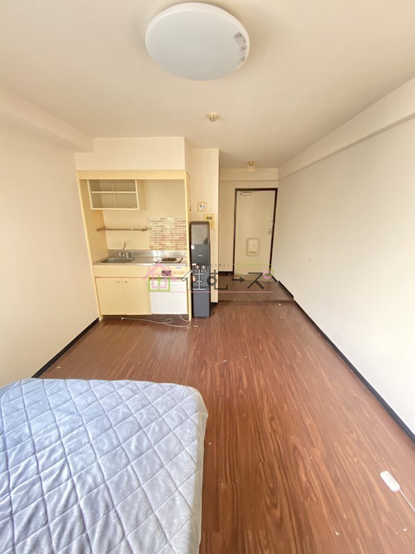 上本町アパートメント リビング