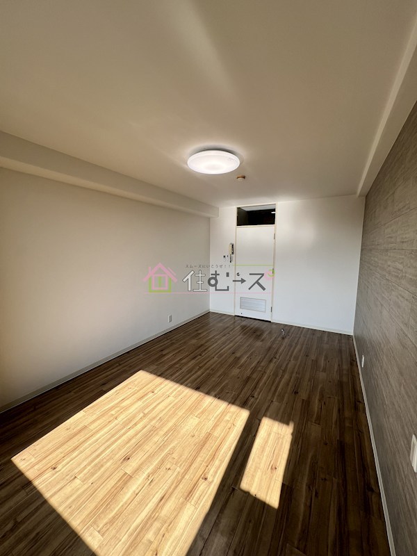 エクセレント中道 リビング