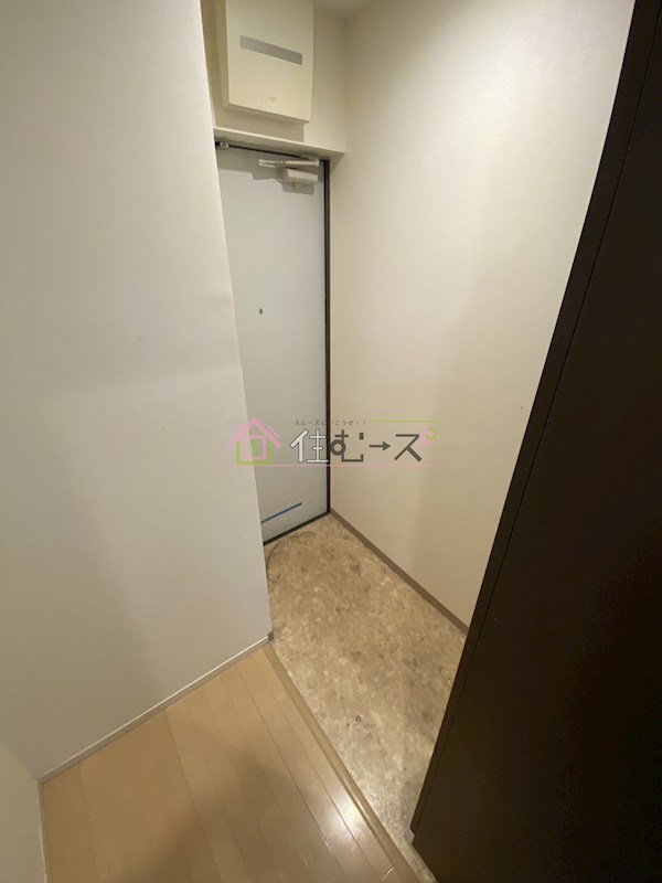 アキュラメゾン 玄関