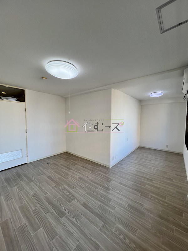 エクセレント中道 リビング