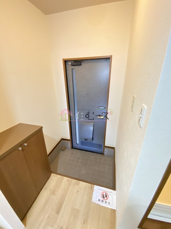 apatmenthouse nasaran 玄関