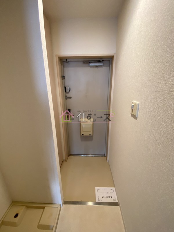 W.O.B.レマーニー昭和町 玄関