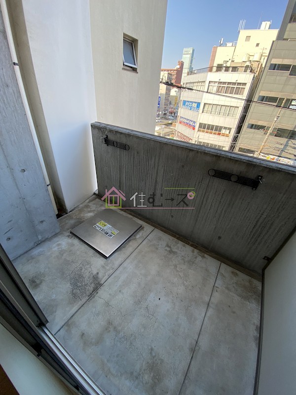 W.O.B.レマーニー昭和町 ベランダ