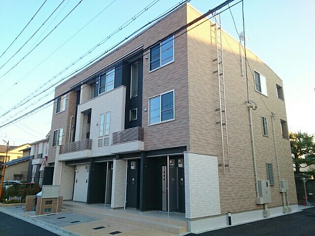 サウス　ラポール 外観