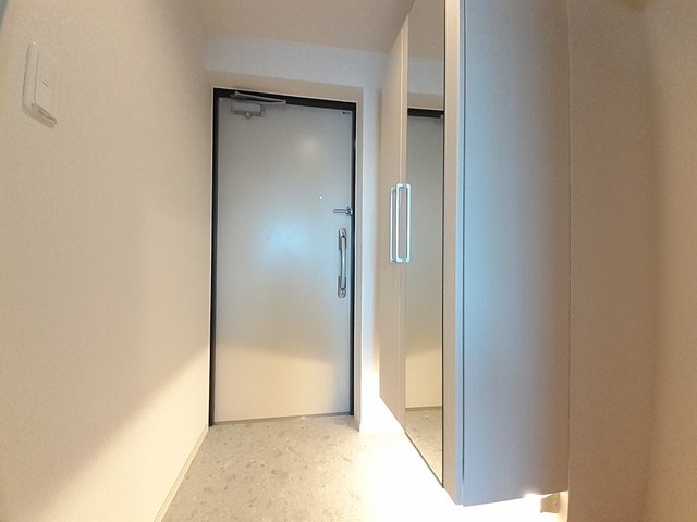 ムーンヒルズ大阪 玄関